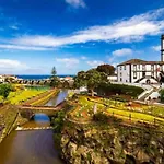 Modern 3Br Home, Ac In All Rooms, Walk To 2 Beaches, Private Patio, Washer & Dryer * Ribeira Grande