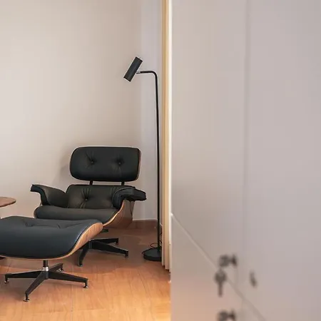 Сasa de vacaciones Casa Moderna - New Stylish With Private Outdoor Dining Patio, Ac, Washer And Dryer - Near & Shops